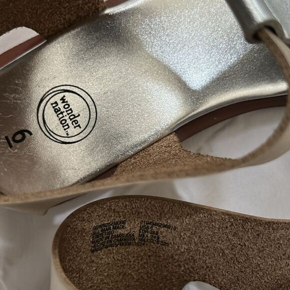 Wonder Nation Big Girls Gold-tone/Silver Fisherman Sandals(Size 6) - Picture 8 of 8